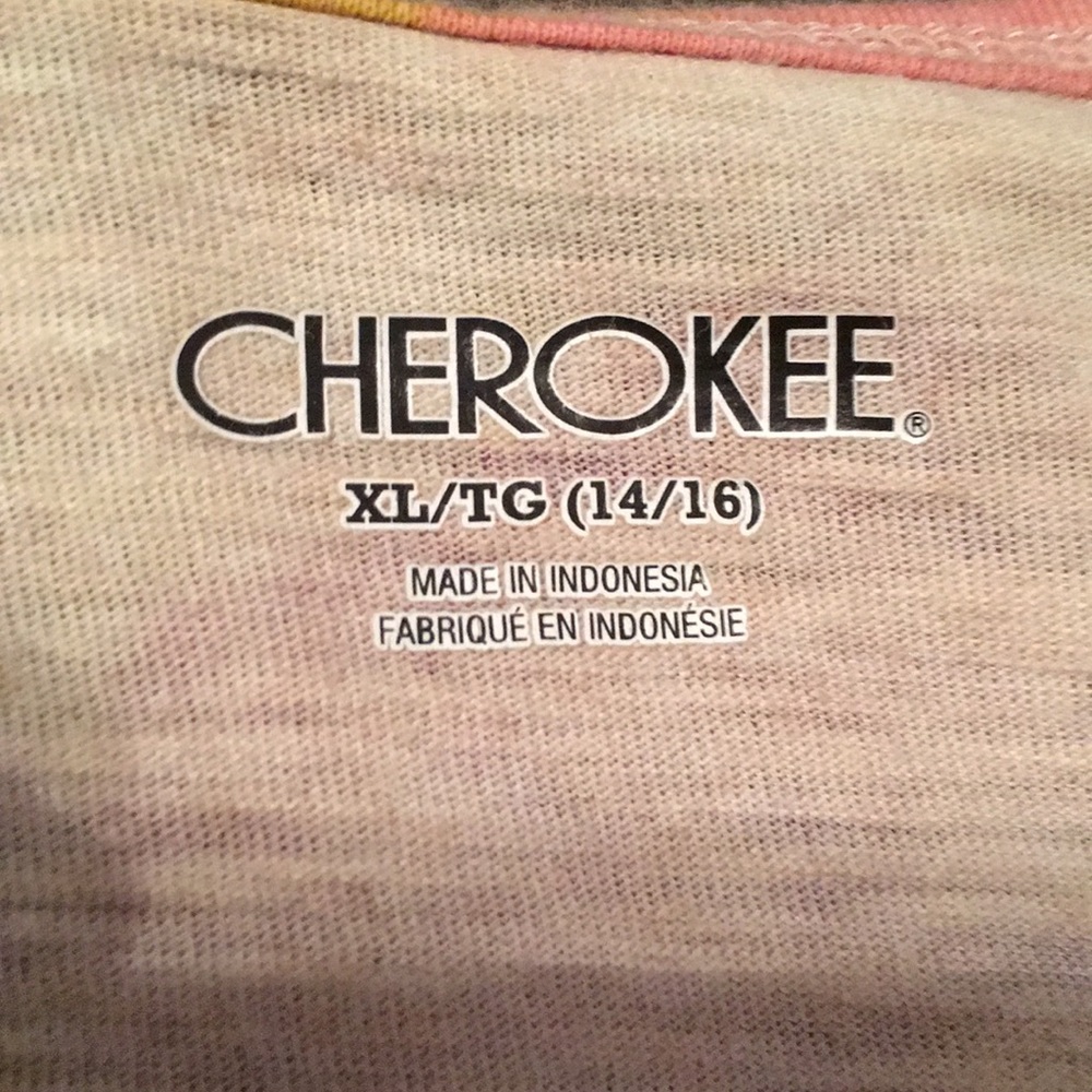 Girls tee. - Picture 2 of 2